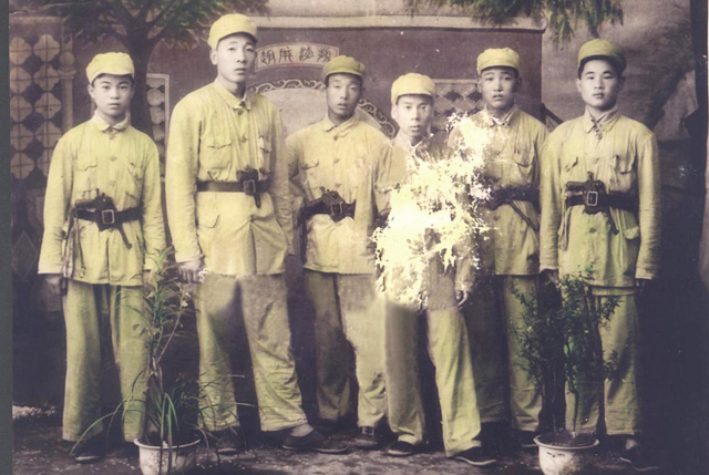 分水县公安局南下干部合影640-1949年9月.jpg