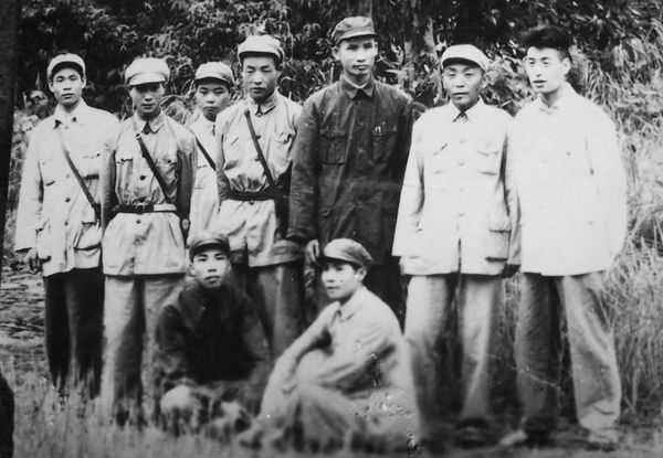1452962003106624.jpg 首届永安地委领导班子(1950年).jpg