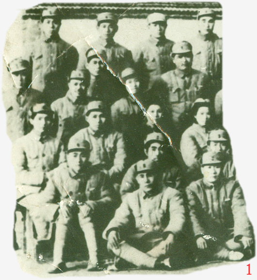 1949年华东警官学校第一期区队长以上干部合影纪念w-1.jpg