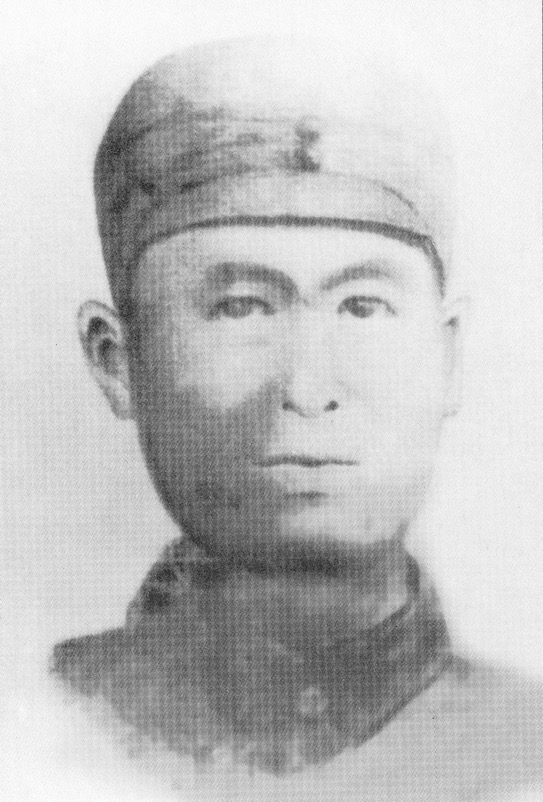 李正华单人画像 copy.jpeg