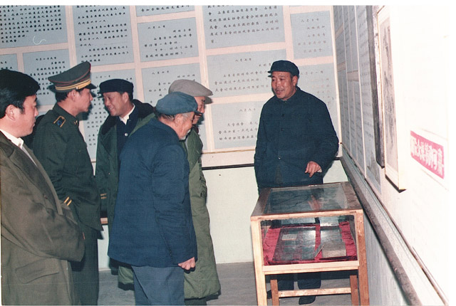 陈洪昌八十年代-.jpg