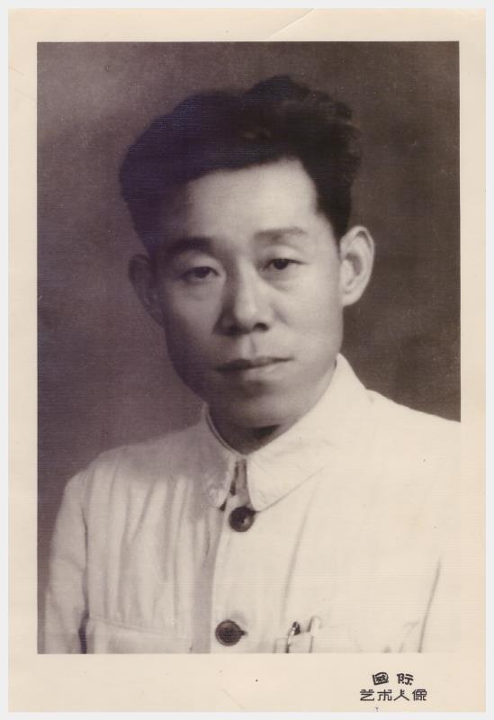 云南省委党校学习时摄影，1950.11月于昆明.jpg