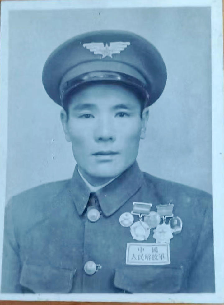 军装照_副本.jpg